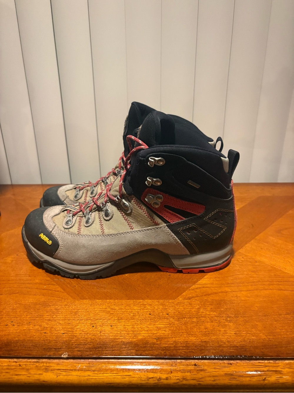 Asolo
Fugitive GTX
Hiking Boots - Men's 11